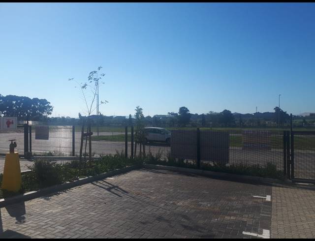 302M² WAREHOUSE TO LET IN FISANTEKRAAL INDUSTRIAL